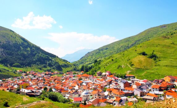 ドラガシュの村　コソボの風景