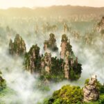 張家界・武陵源の山々　中国の風景