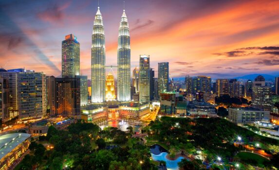 夕暮れのクアラルンプール　マレーシアの風景