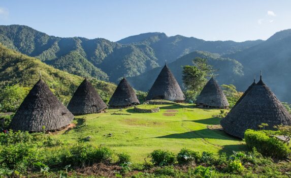 フローレス島　マンガライの家　インドネシアの風景