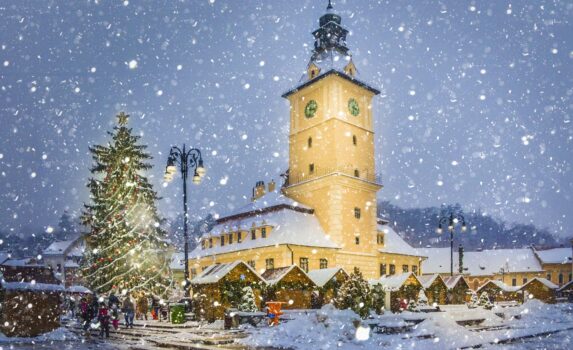 冬のブラショヴの町　ルーマニアの風景