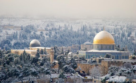 雪のエルサレム　イスラエルの風景