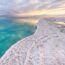 朝のエン・ボケック・ビーチ　死海　イスラエルの風景