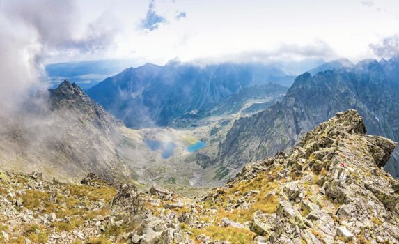 リスィ山から見るタトラ山脈の風景　スロバキアの風景