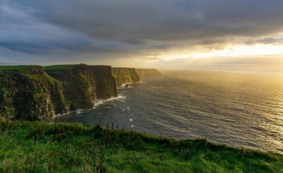 モハーの断崖　アイルランドの絶景