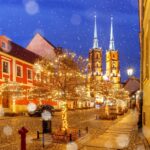 クリスマス・シーズンのヴロツワフの夜の風景　ポーランドのクリスマスの風景