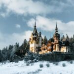 雪のペレシュ城　冬のルーマニアの風景