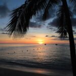 夕暮れのビーチ　バルバドスの風景