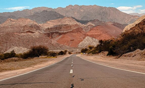 サルタ近郊の風景　アルゼンチンの風景