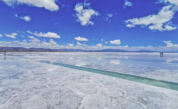 サリーナス・グランデスの絶景　アルゼンチンの風景