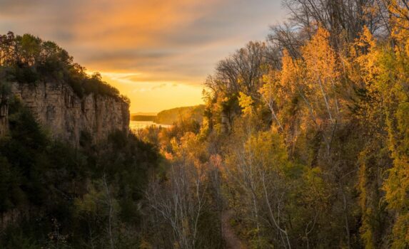 秋の夕暮れの風景　アメリカ合衆国の風景
