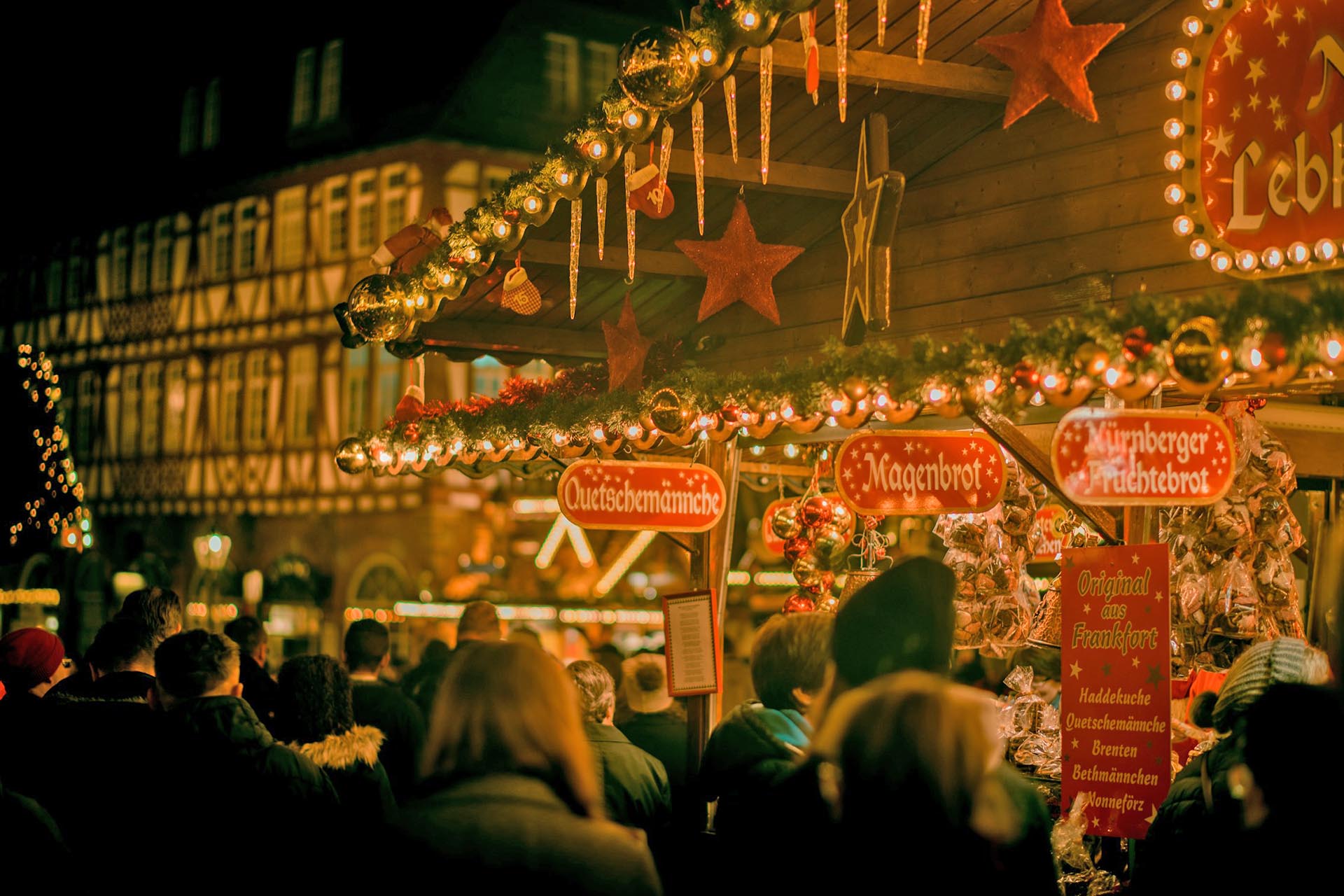 フランクフルトのクリスマス・マーケット　ドイツの風景　クリスマスのドイツ