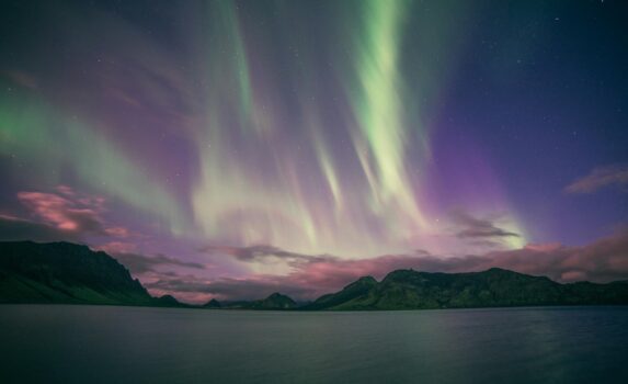 オーロラの風景　アイスランドの風景