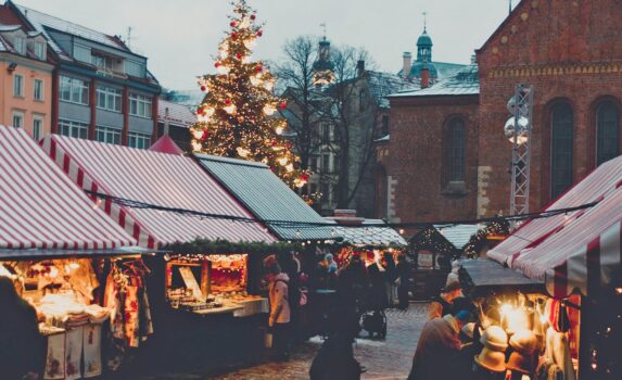 リガのクリスマスマーケット　ラトビアの風景