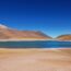 アカタマ砂漠とミニケス湖　チリの風景