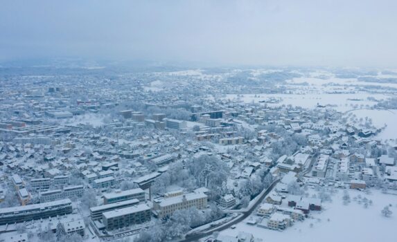 ウスターの冬の町並み　冬のスイスの風景