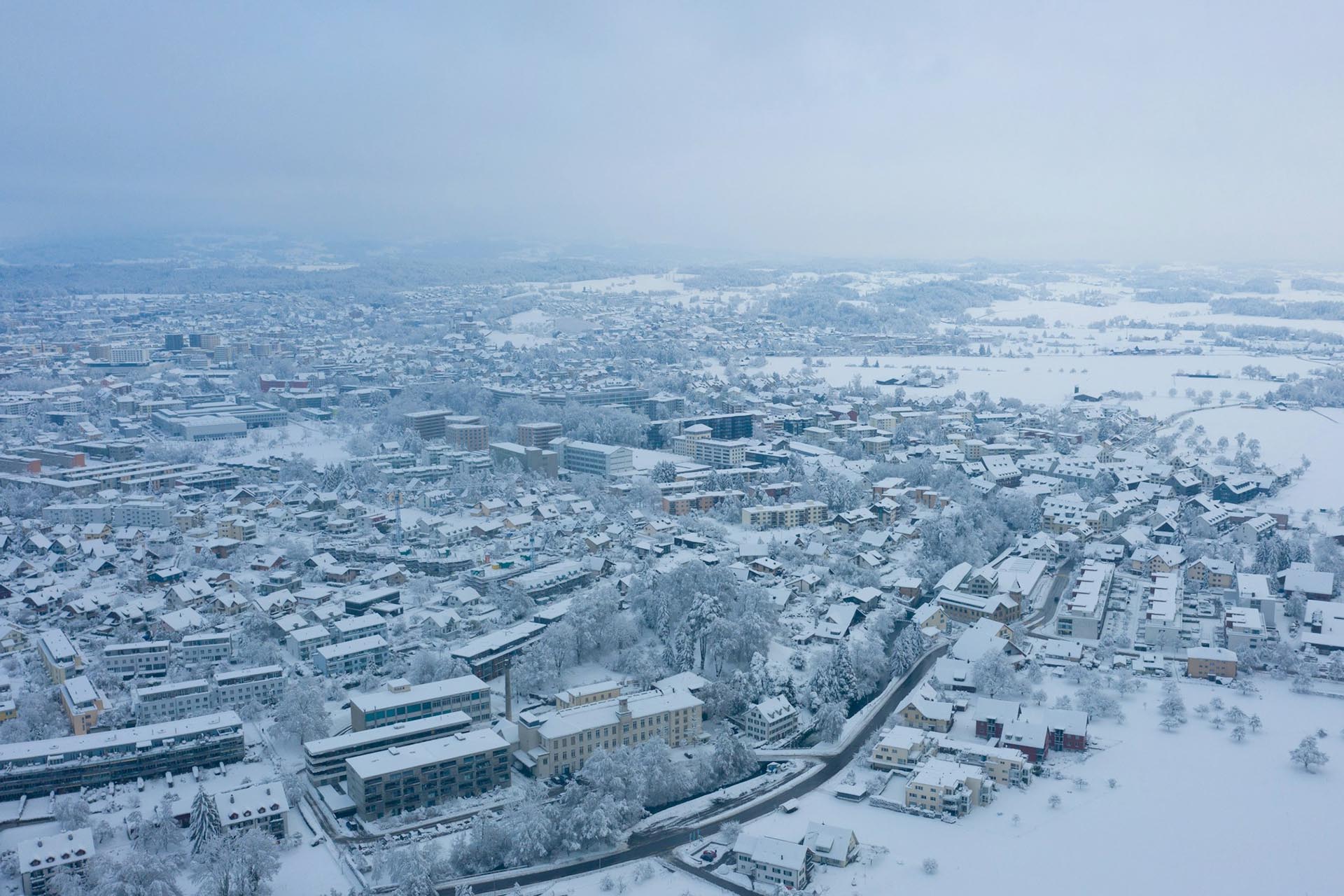 ウスターの冬の町並み　冬のスイスの風景