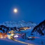 冬の夜のオーバータウエルン　オーストリアの風景