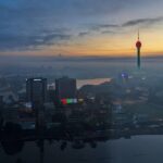 ロータス・タワーとコロンボの風景　スリランカの風景