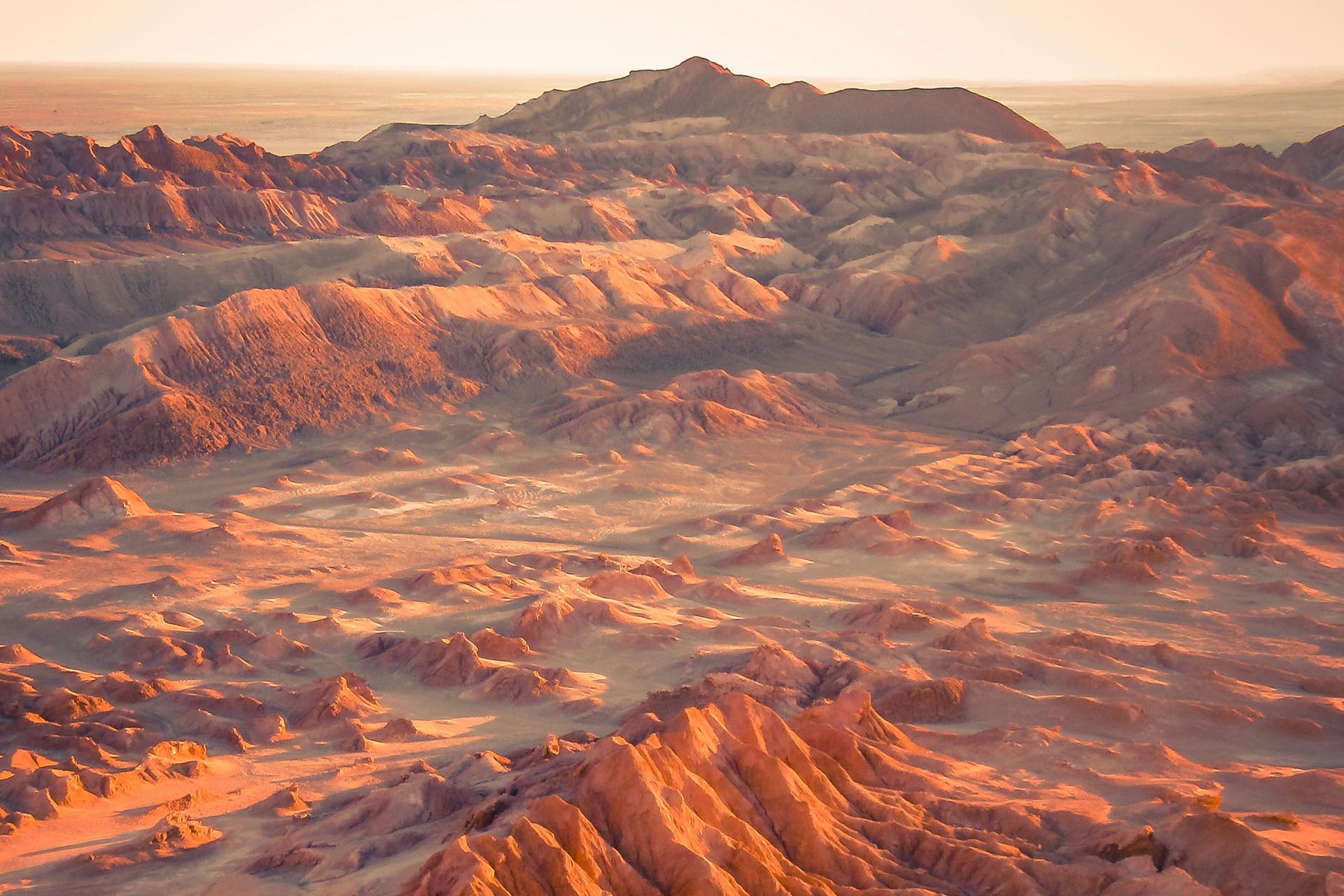 月の谷　サンペドロ・デ・アタカマの風景　チリの風景