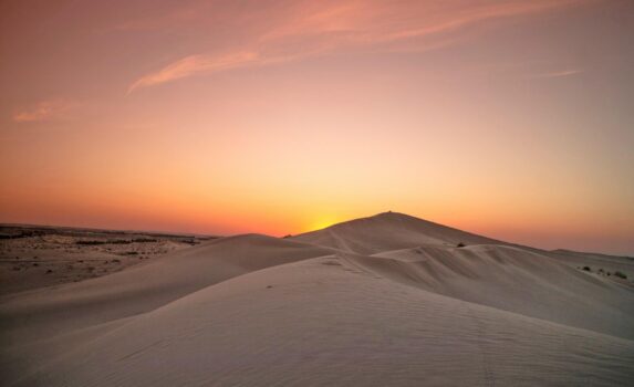 エル・ウェッド　夕暮れの砂漠　アルジェリアの風景