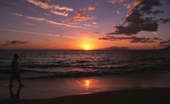 マウイ島の夕日　ハワイの絶景　アメリカの風景