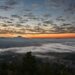 日の出前のプー・トック山の風景　タイの風景