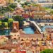 サルデーニャ島ボーザの町並み　イタリアの風景
